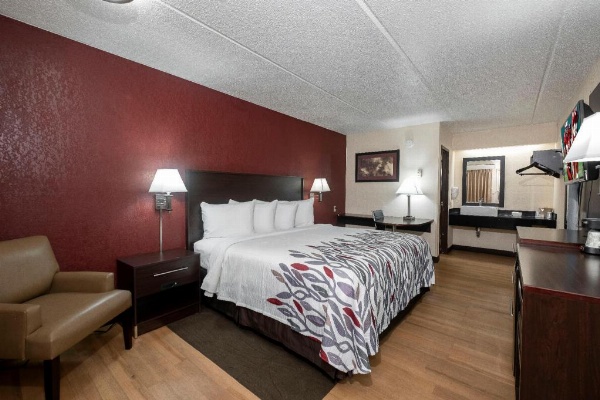 Red Roof Inn Columbia West SC image 2