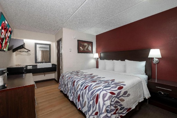 Red Roof Inn Columbia West SC image 3